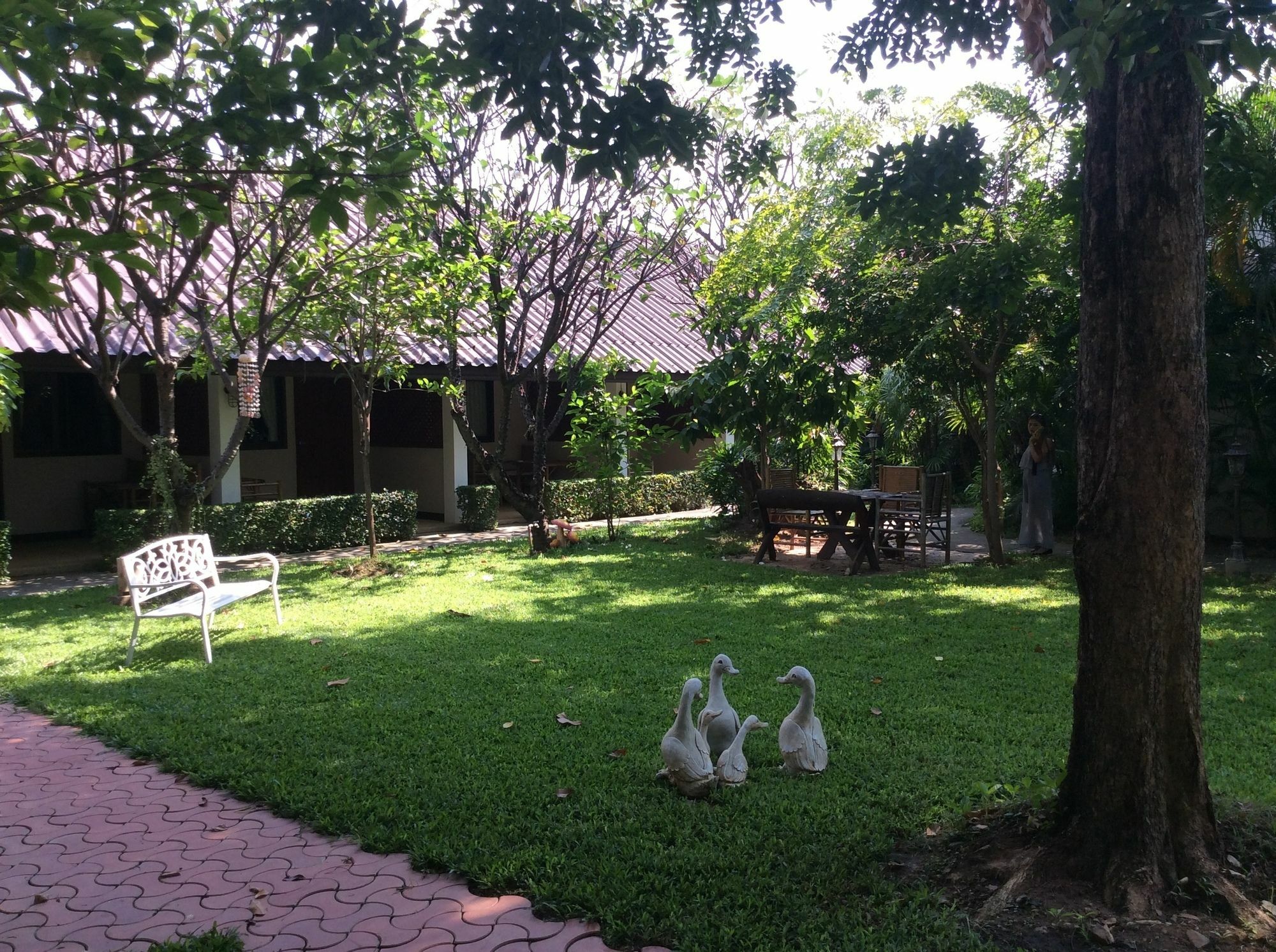 The Nine Guest House Kanchanaburi Extérieur photo